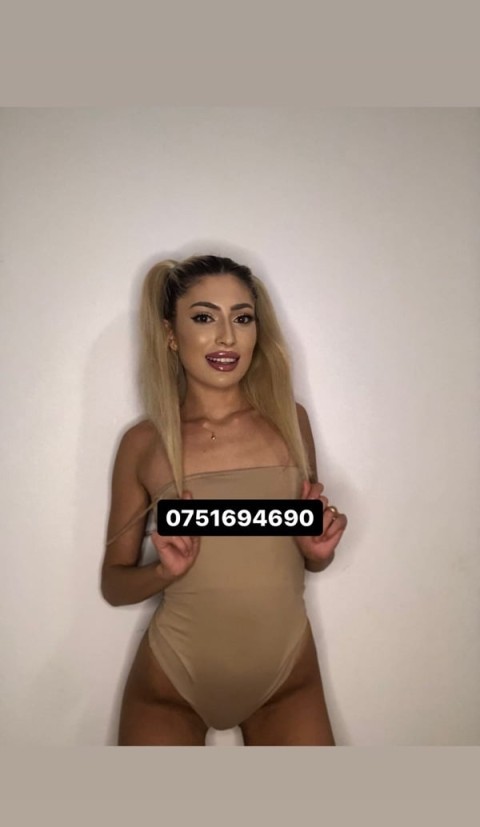 Craiova: Femeie Sincera Cauta Relatie Serioasa - imagine 399475