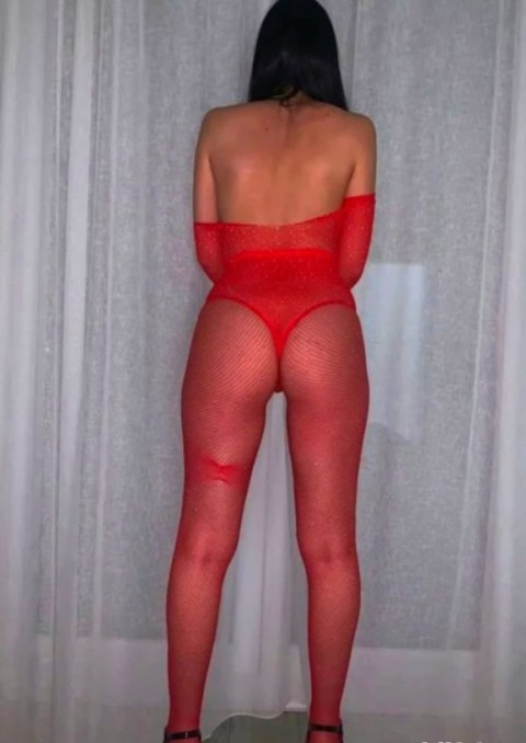 Alina: Descopera O Femeie Intre Eleganta si Senzualitate in Pitesti - imagine 403181