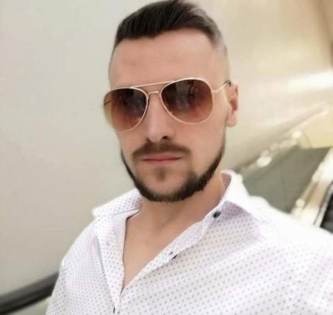 Femeie sincera din Baia Mare caut partener serios - imagine 403951