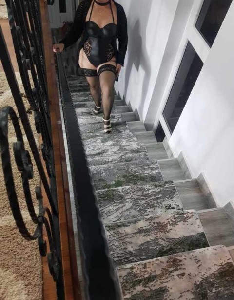 Buna! Sunt Zeny, 20 ani, o femeie sincera si fidela - imagine 404996