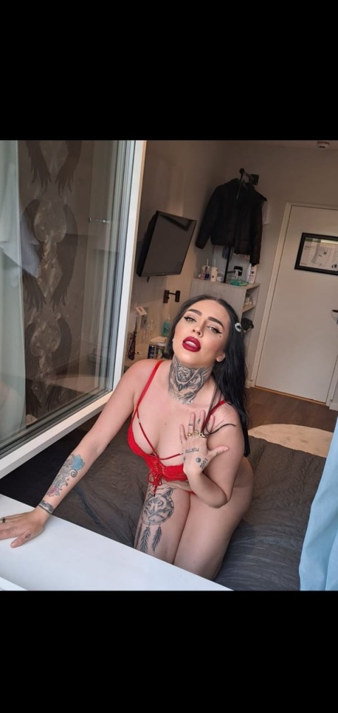 Femeie Sincera si Deschisa din...