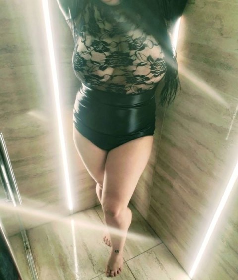 Giulia - Femeie sincera si fidela din Iasi, caut barbat serios pentru relatie de durata - imagine 460894