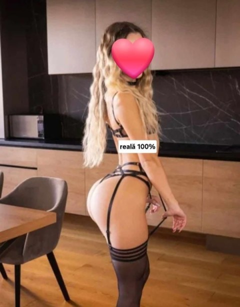 Doamnă matură cu forme frumoase - imagine 465506
