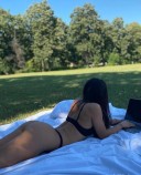 Studenta 22 ani sexy - imagine 2