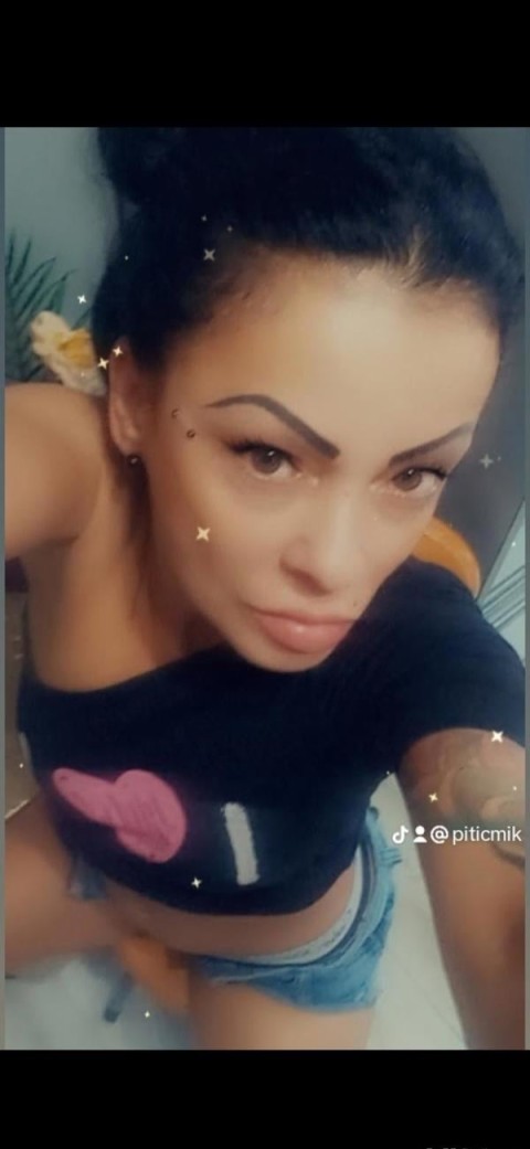 Descopera pe Laura: Femeie Sincera din Onesti - imagine 474788