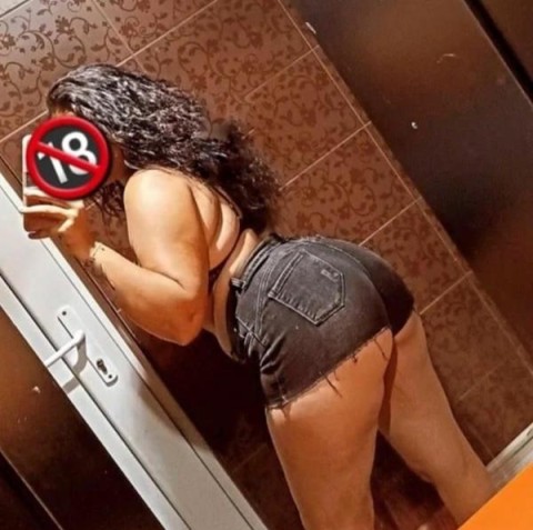 Bruneta Delicata caut Relatie Serioasa in Campina