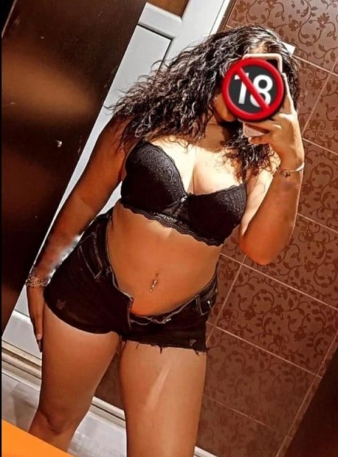 Bruneta Delicata caut Relatie Serioasa in Campina - imagine 477010