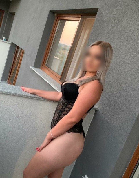 Salut! Sunt Andreea, mereu cu inima deschisa si plina de farmec. - imagine 488090