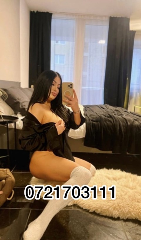 Sexy Brunetta unguroaica 100% reala confirm pozele pe WhatsApp - imagine 490660