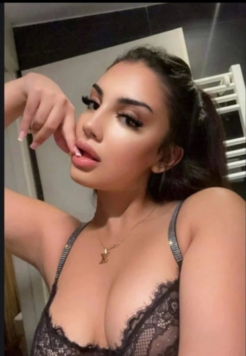 Andreea doar pentru câteva zil...