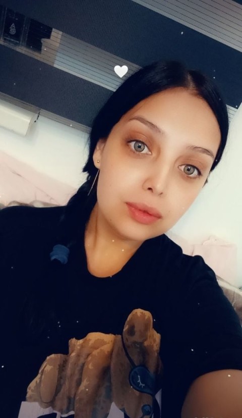 Femeie Sincera si Fina din Gal...