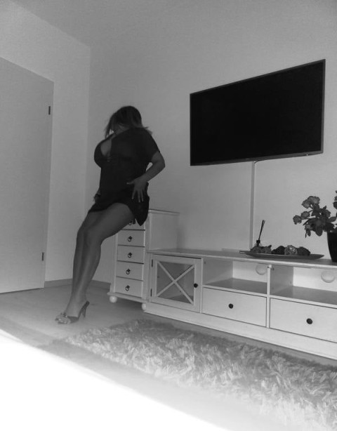 Diana - Femeie Singura Din Oradea Cauta Relatie Serioasa - imagine 521630