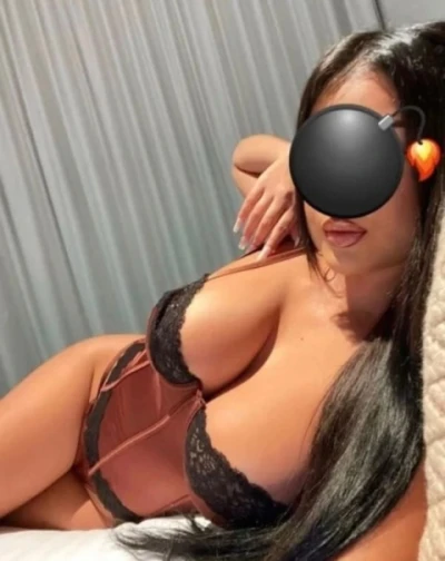 NEW NEW !!brunetă delicioasă , 28 ani !! Singură în locație,Fără grabă !!