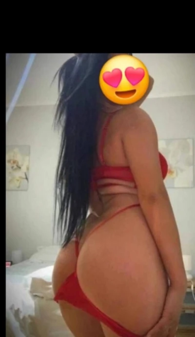 Bună sunt o doamnă matură de 5...