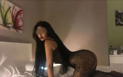 Noua în oraș/ bruneta focoasa