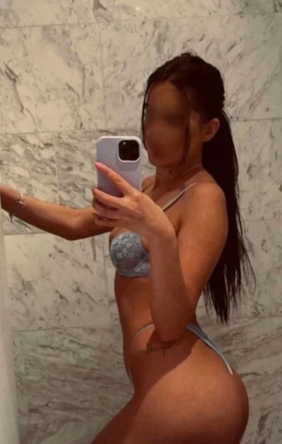 new bruneta in orașul tau - imagine 544848