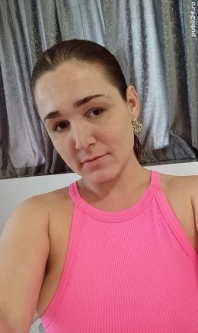 Buna!sunt nou in oras, ofer se...