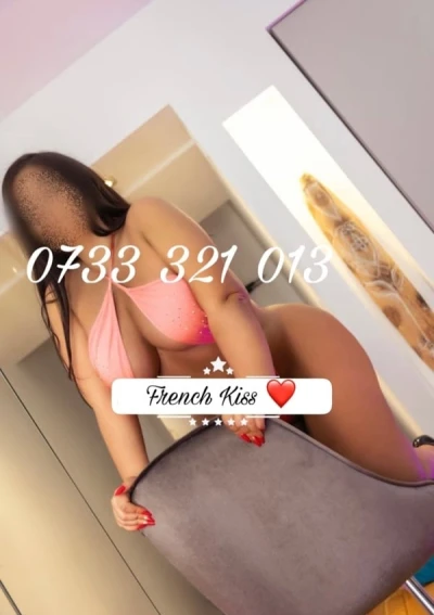 REBECA :-* Pot fi contactata doar pe whatsapp!!