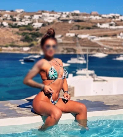 Reala fără nici un dubiu, vin și la hotel - imagine 605863