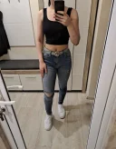 Buna sunt roxi si am 22 de ani . - imagine 2