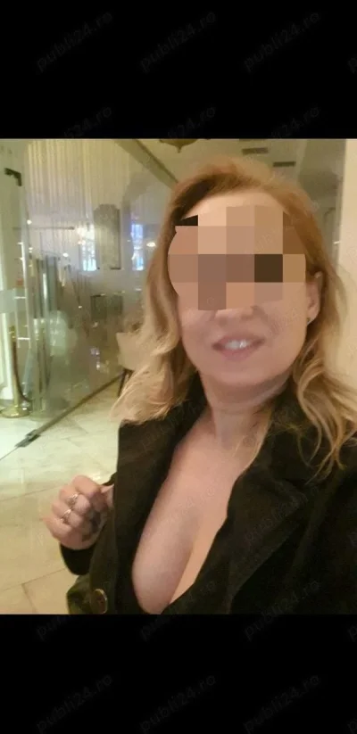 Sandra new bruneta ma deplasez