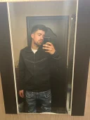 Bărbat bine făcut caut doamna din apropriere mai multe detali mi le dați pe wapp - imagine 1