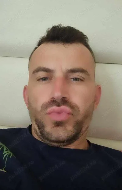 Larysa, tanara de 19 ani cauta barbat serios