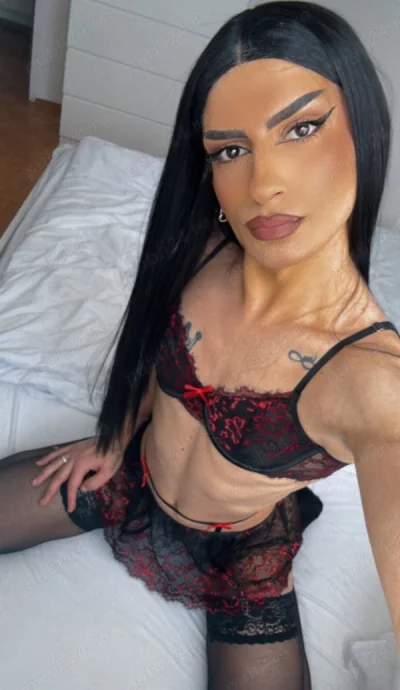 Rebeca – Farmec si Sinceritate in Sector 3