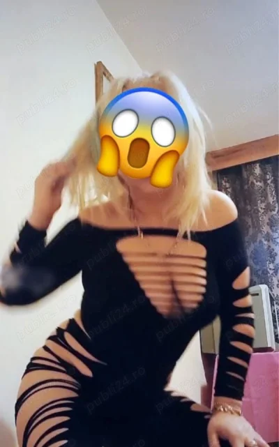 Cea mai perversa blonda din oras - imagine 642590