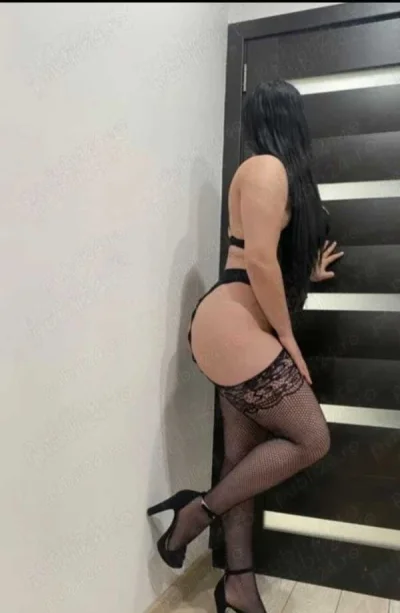 Eva, Femeie Sincera din Sector 3 in Cautarea Dragostei