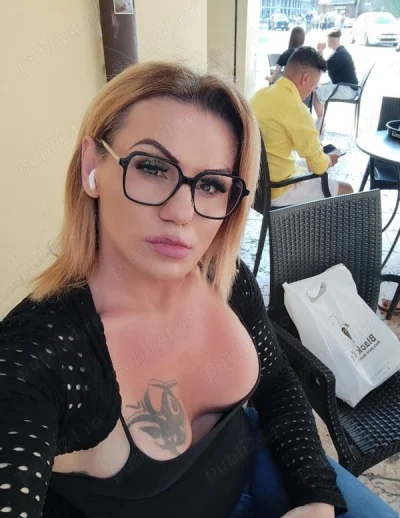 Deziret40 Transexuală femina siliconată poze reale se confirma tatuaje