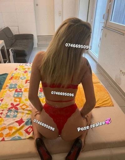 Roxana - Descopera Eleganta si Misterul din Bacau - imagine 719724