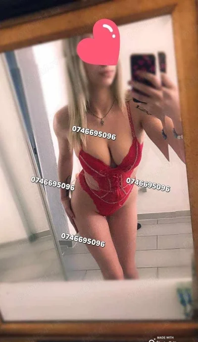 Roxana - Descopera Eleganta si Misterul din Bacau - imagine 719726