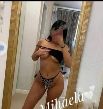 Andrea, bruneta autentica in Oradea - descopera farmecul unei femei reale