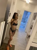 Andree, 20 ani micuțà dar pofticioasã ! - imagine 2