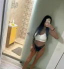 Brunetă sexy - imagine 2