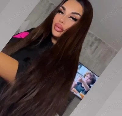Blonda eleganta din Miercurea-...