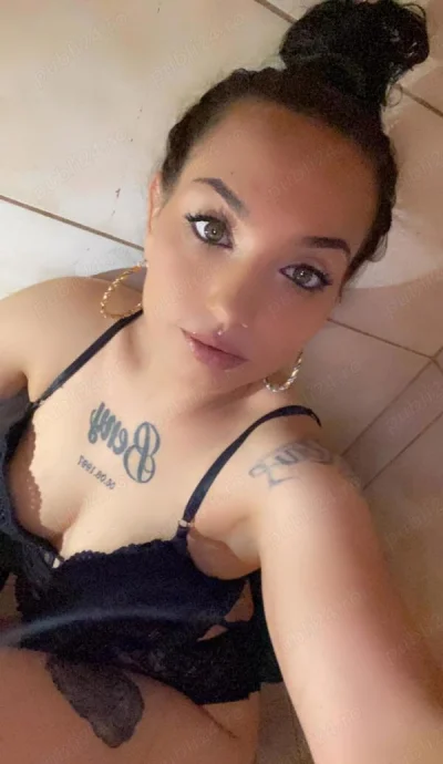 Alexandra - Femeie sincera si vesela din Cocorastii Colt