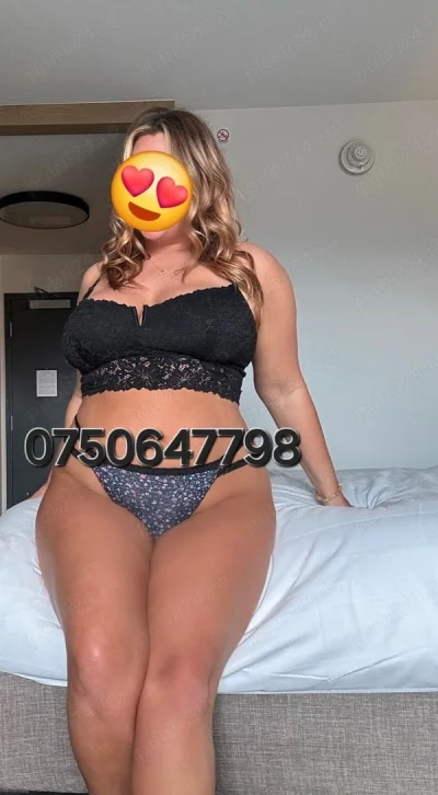 Noua Blondă Seducătoare !!tTina