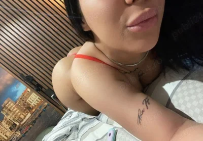 Larisa, femeie din Oradea, caut partener serios