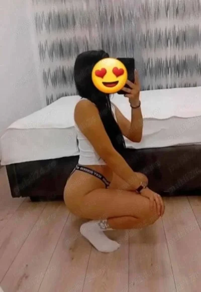 Alessia, 22 - Femeie singura din Satu Mare, caut partener serios