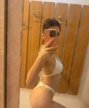 Simona 19 ani doar deplasarii - imagine 3