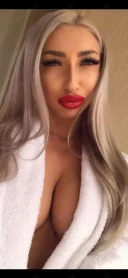 Blonda siliconata 3 zile in oras - imagine 1