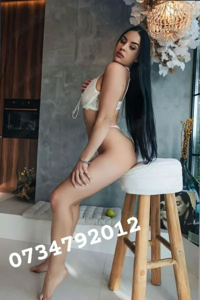 Erica, bruneta vesela din Ploiesti in cautarea unei povesti de dragoste - imagine 778148