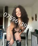 Buna te astept la mine sunt singura in locatie - imagine 4