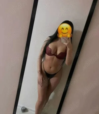 Bruneta reală ( mă și deplasez).