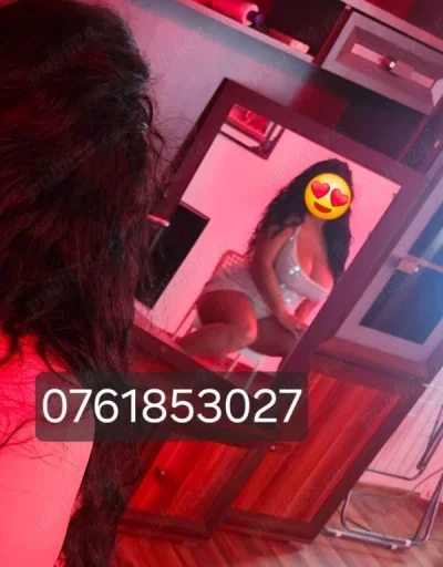 Amira, femeie serioasa si sincera din Sector 4, caut barbat pentru relatie - imagine 782625