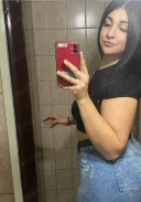 Bruneta focoasa - imagine 3