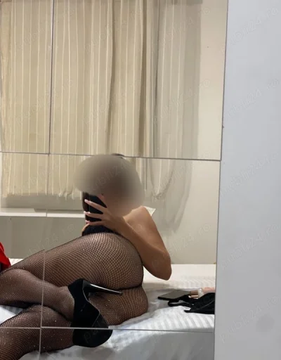 Luxury escort, fac si deplasari