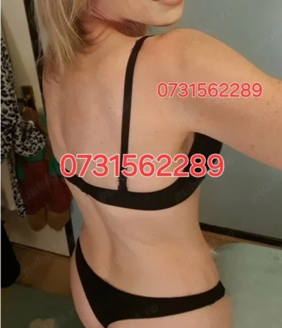 Blondă seducătoare